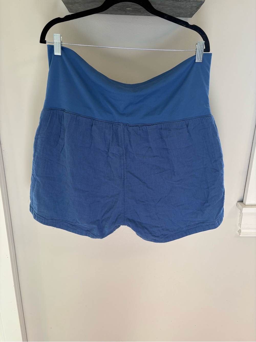Blue Foldover-Waist Gauze Crinkle Maternity Shorts - Picture 3 of 3
